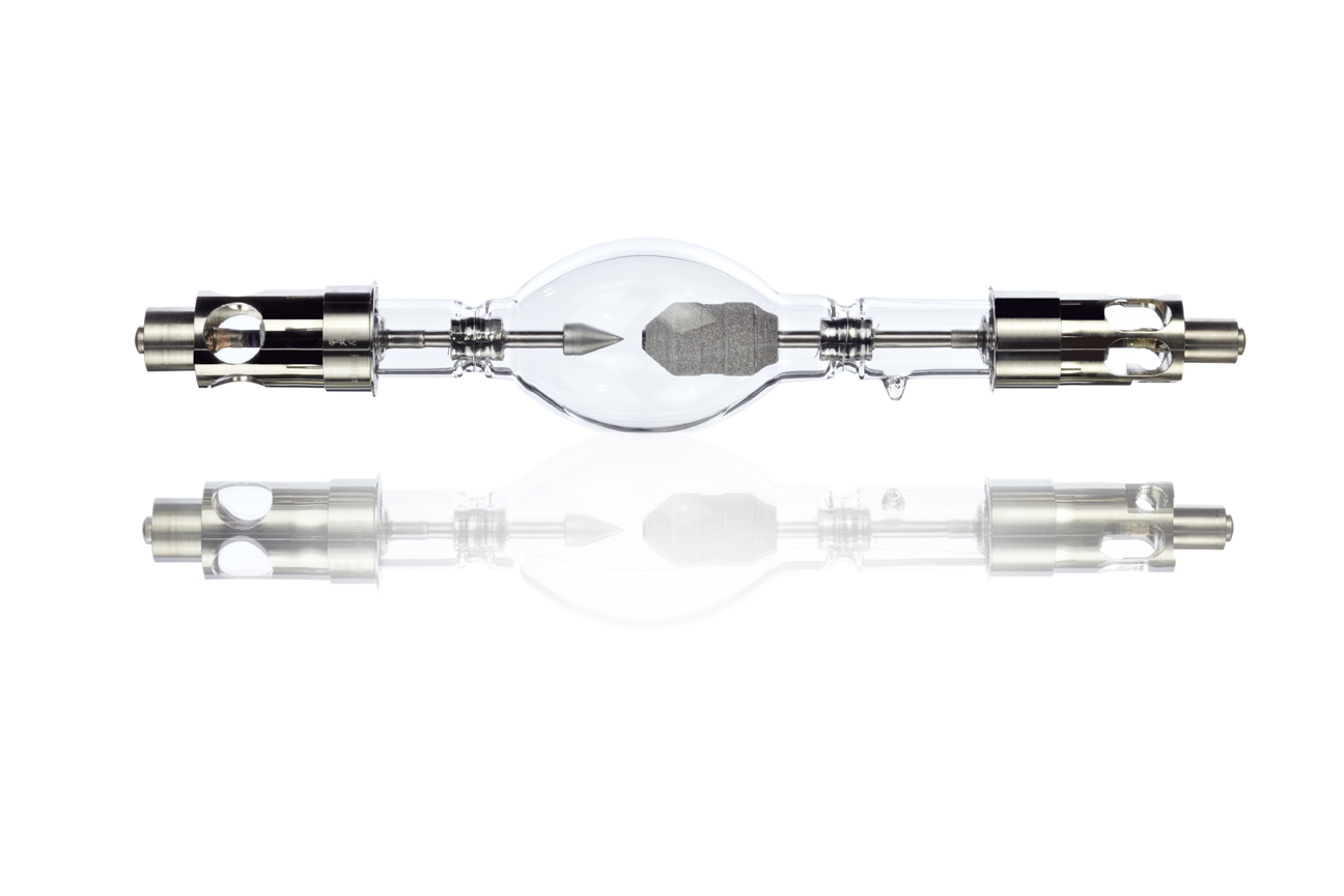LTI XDC-4200SL Digital Xenon Cinema Lamp for Sony Projectors - Image 1