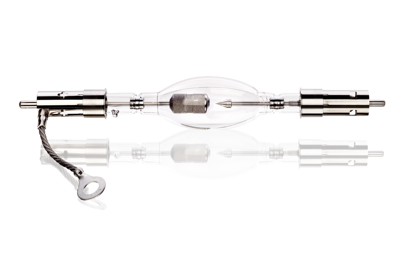 LTI XDC-4500B Digital Xenon Cinema Lamp for Barco Projectors - Image 1