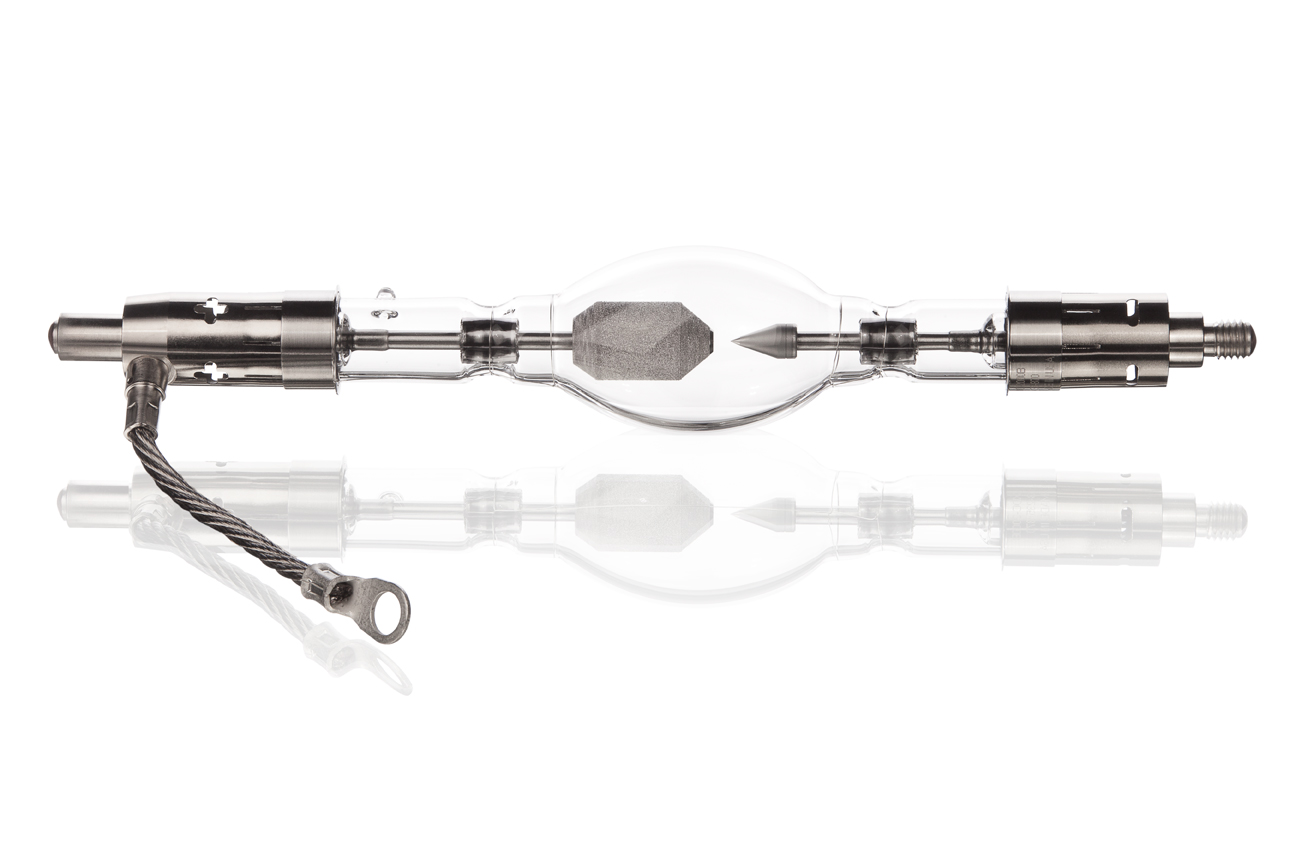 LTI XDC-2000B Digital Xenon Cinema Lamp for Barco Projectors - Image 1